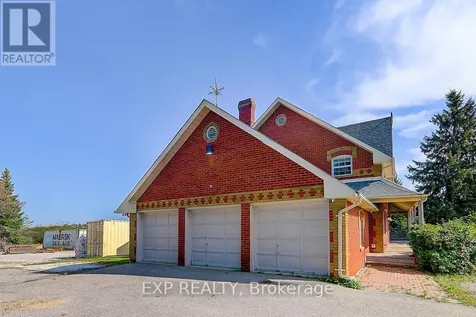 2768 Davis Drive East Gwillimbury ON L3Y 4W1