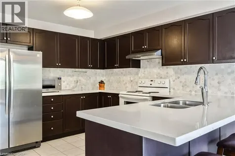 106 Moore Crescent Ancaster ON L9G 4Z8