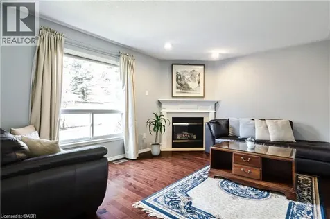 106 Moore Crescent Ancaster ON L9G 4Z8