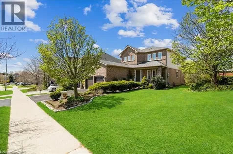106 Moore Crescent Ancaster ON L9G 4Z8