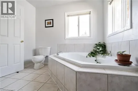 106 Moore Crescent Ancaster ON L9G 4Z8