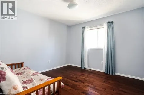106 Moore Crescent Ancaster ON L9G 4Z8