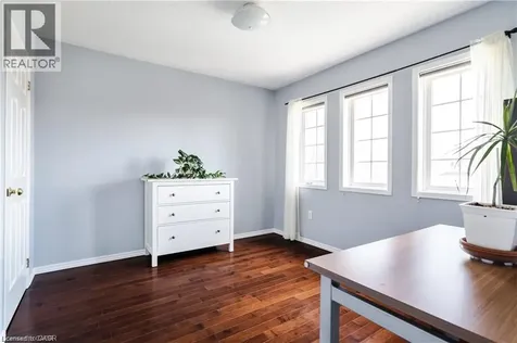 106 Moore Crescent Ancaster ON L9G 4Z8