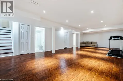 106 Moore Crescent Ancaster ON L9G 4Z8