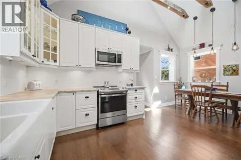 66 Chatham Street Hamilton ON L8P 2B4