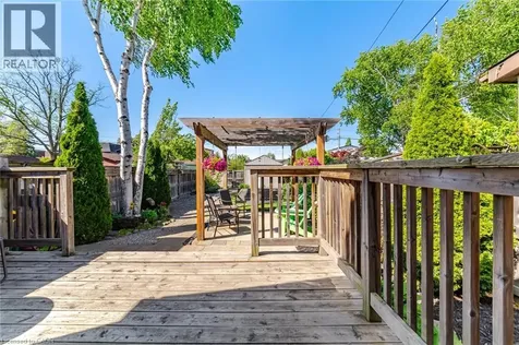 66 Chatham Street Hamilton ON L8P 2B4