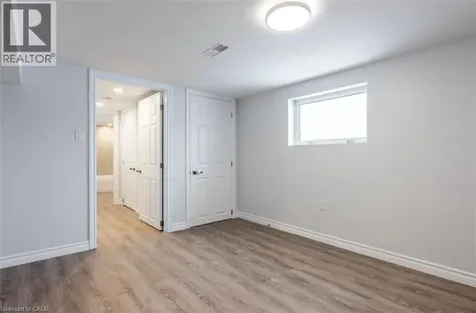 169 Wallace Avenue South Welland ON L3B 1R4