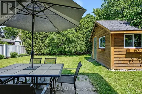 1233 Checkers Road Ottawa ON K2C 2S8