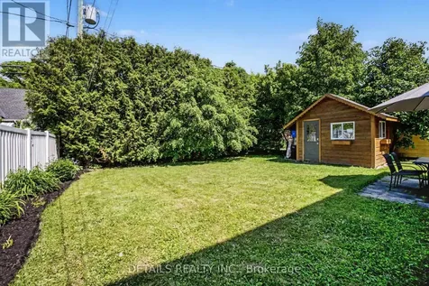 1233 Checkers Road Ottawa ON K2C 2S8