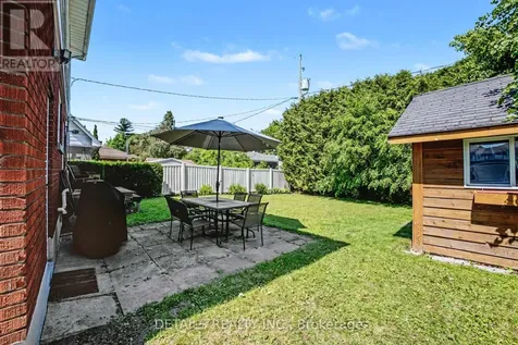 1233 Checkers Road Ottawa ON K2C 2S8