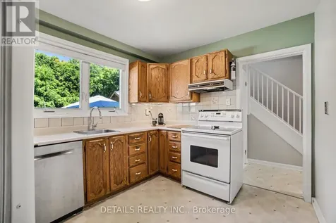 1233 Checkers Road Ottawa ON K2C 2S8