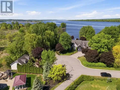 2584 Woods Street Clarence-rockland ON K4K 1J2