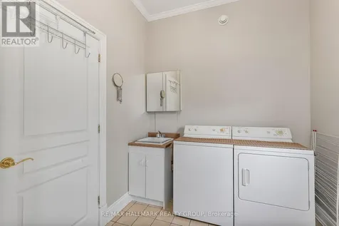 2584 Woods Street Clarence-rockland ON K4K 1J2