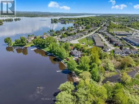 2584 Woods Street Clarence-rockland ON K4K 1J2
