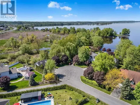 2584 Woods Street Clarence-rockland ON K4K 1J2