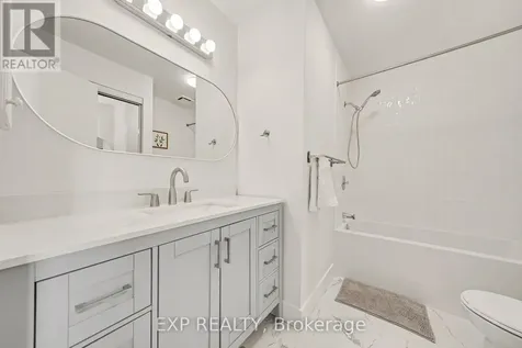2043 Sunland Drive Ottawa ON K4A 3K8