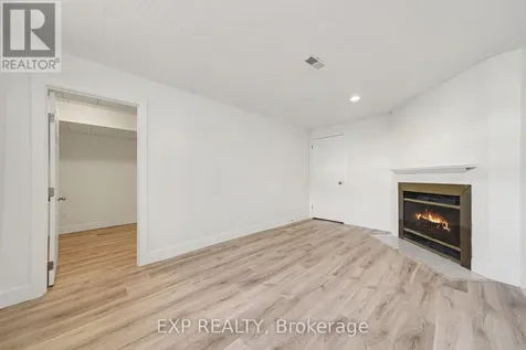2043 Sunland Drive Ottawa ON K4A 3K8