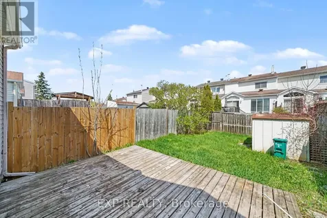 2043 Sunland Drive Ottawa ON K4A 3K8