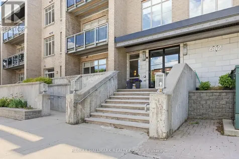 682 Churchill Avenue North Ottawa ON K1Z 5G5