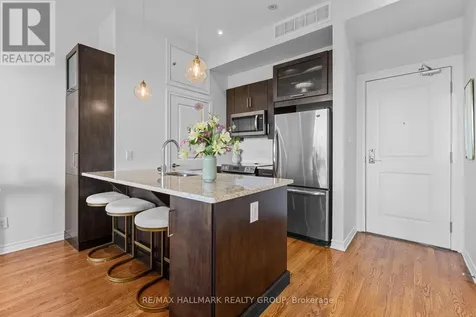 682 Churchill Avenue North Ottawa ON K1Z 5G5