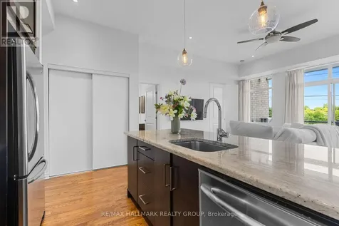 682 Churchill Avenue North Ottawa ON K1Z 5G5