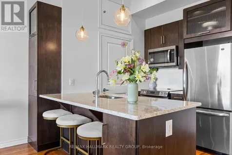 682 Churchill Avenue North Ottawa ON K1Z 5G5