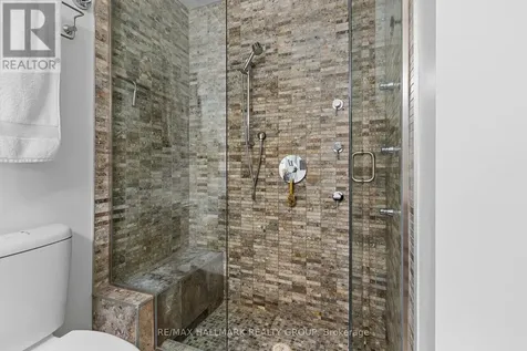 682 Churchill Avenue North Ottawa ON K1Z 5G5