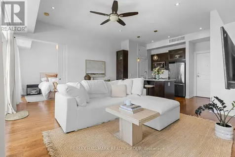 682 Churchill Avenue North Ottawa ON K1Z 5G5