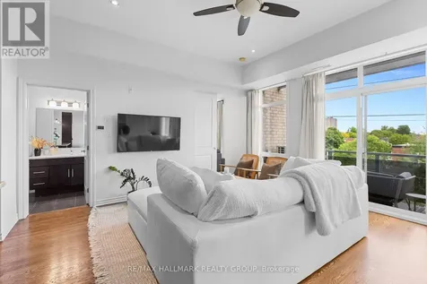 682 Churchill Avenue North Ottawa ON K1Z 5G5