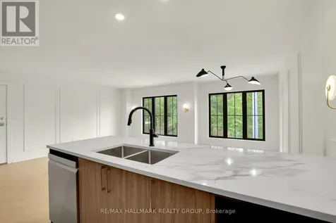 13 Ella Street Ottawa ON K1S 2S3