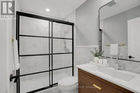 13 Ella Street Ottawa ON K1S 2S3