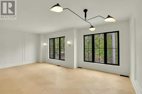 13 Ella Street Ottawa ON K1S 2S3
