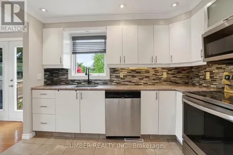 258 Anglehart Avenue Ottawa ON K1E 2V9