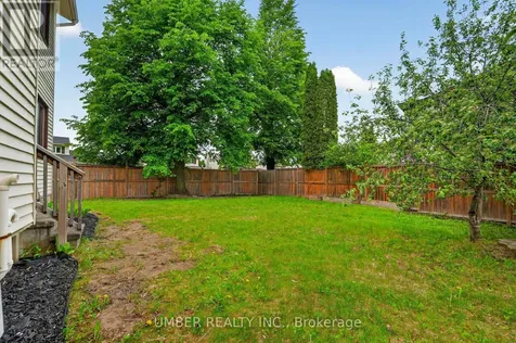 258 Anglehart Avenue Ottawa ON K1E 2V9