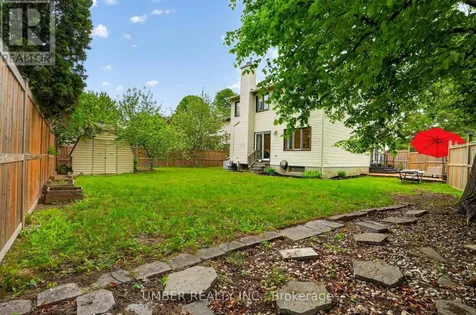 258 Anglehart Avenue Ottawa ON K1E 2V9
