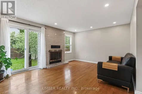 258 Anglehart Avenue Ottawa ON K1E 2V9