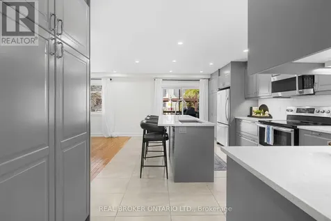 2058 Wildflower Drive Ottawa ON K1E 3R3