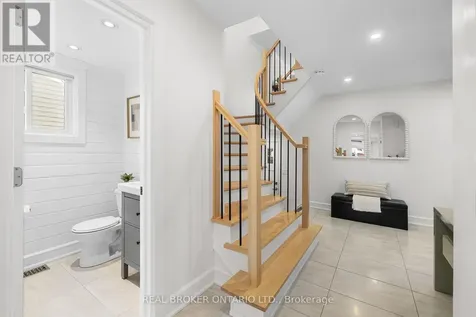 2058 Wildflower Drive Ottawa ON K1E 3R3