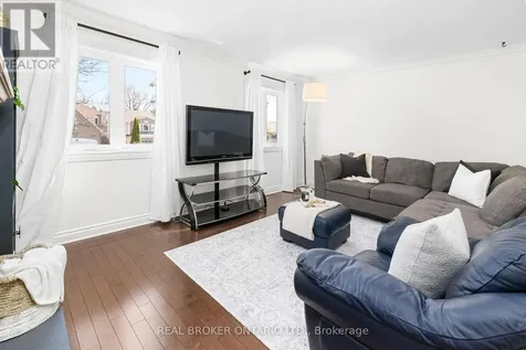 2058 Wildflower Drive Ottawa ON K1E 3R3