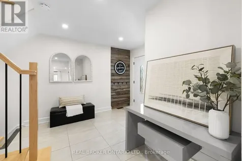 2058 Wildflower Drive Ottawa ON K1E 3R3