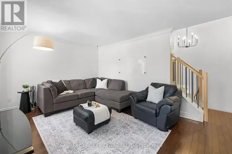 2058 Wildflower Drive Ottawa ON K1E 3R3