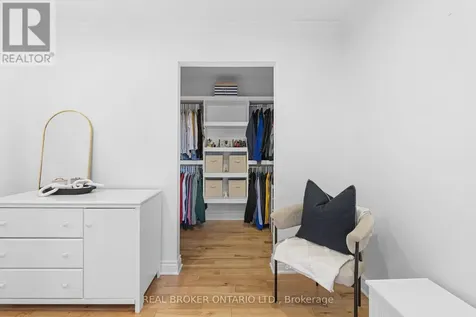 2058 Wildflower Drive Ottawa ON K1E 3R3