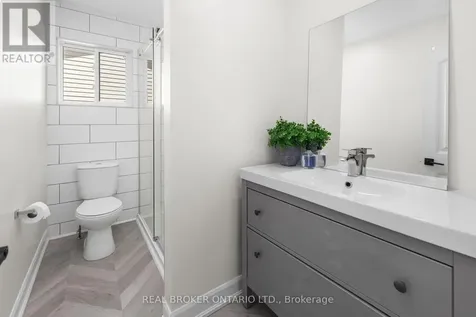 2058 Wildflower Drive Ottawa ON K1E 3R3