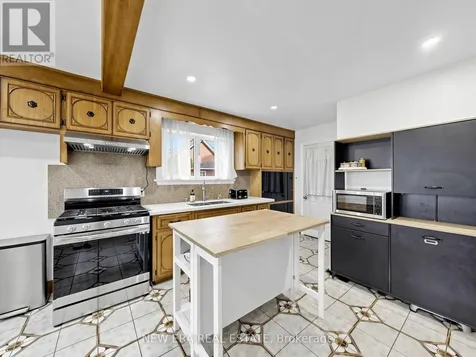 48 Christopher Drive Cambridge ON N1R 4R6
