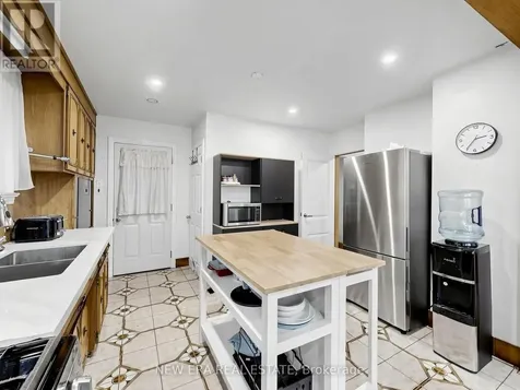 48 Christopher Drive Cambridge ON N1R 4R6