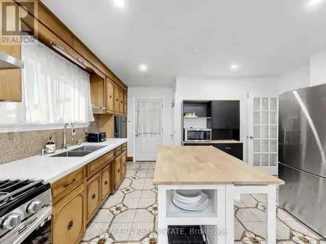 48 Christopher Drive Cambridge ON N1R 4R6