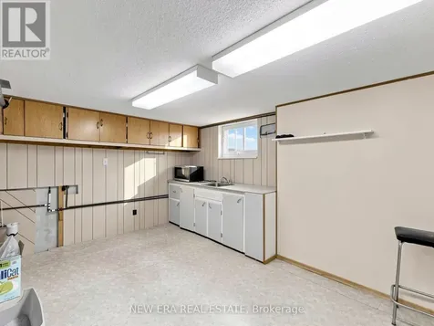 48 Christopher Drive Cambridge ON N1R 4R6