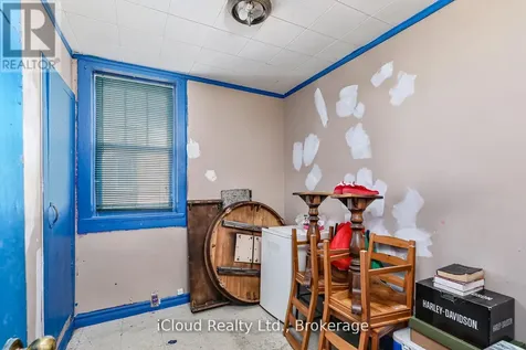 1085 3rd A Avenue East Owen Sound ON N4K 2L1