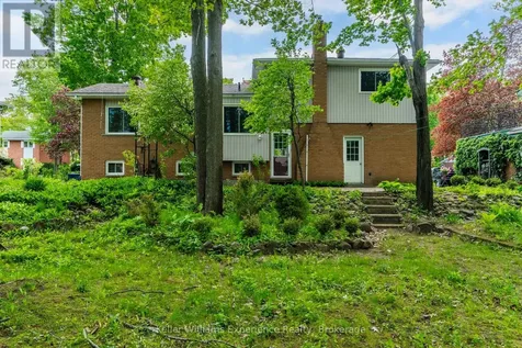 19 Viel Street Penetanguishene ON L9M 1J1