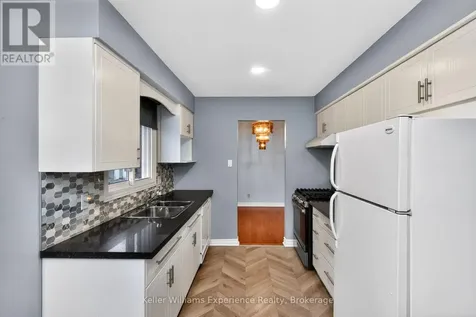 19 Viel Street Penetanguishene ON L9M 1J1
